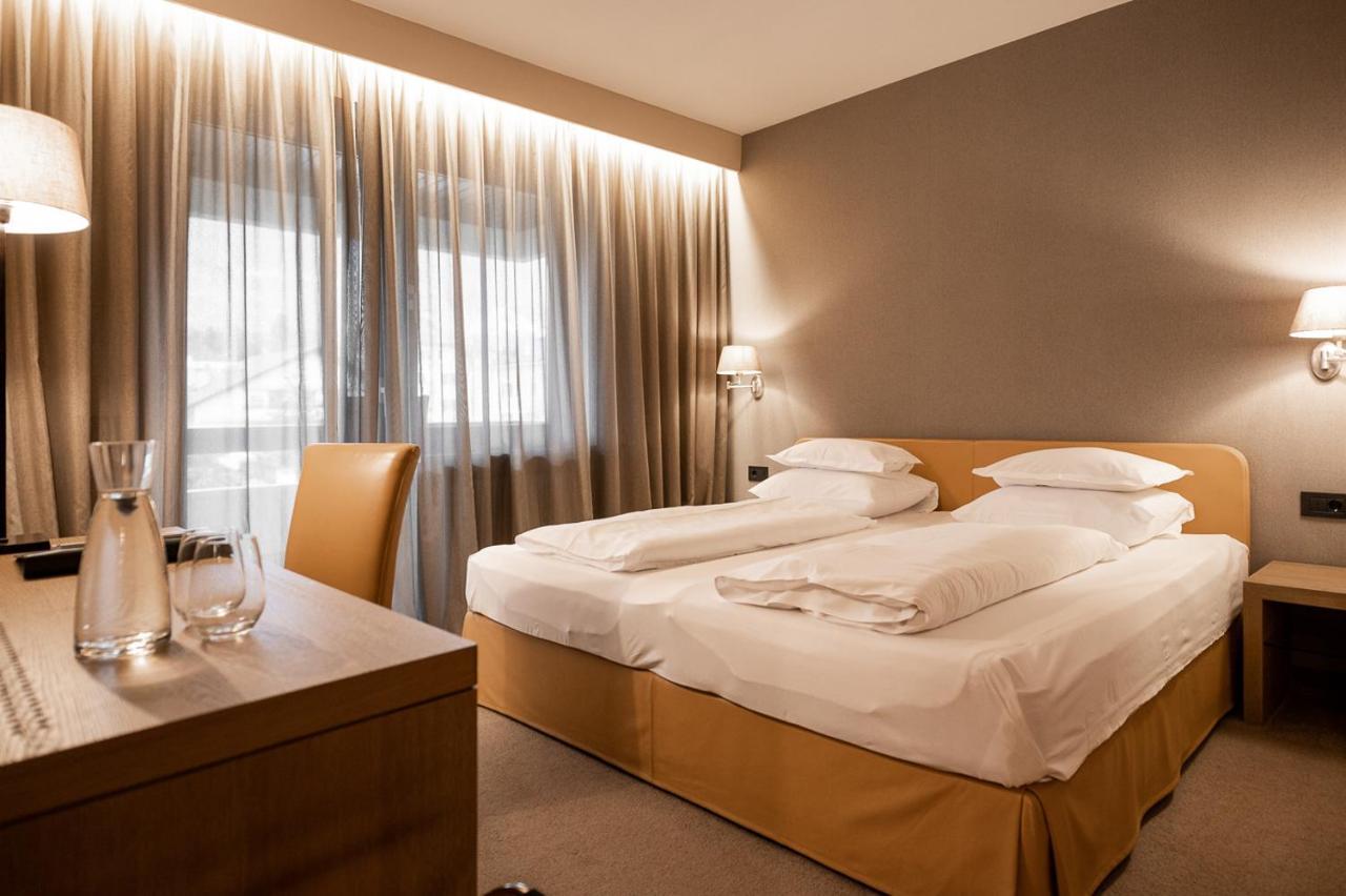 Hotel Pollinger Мерано Экстерьер фото
